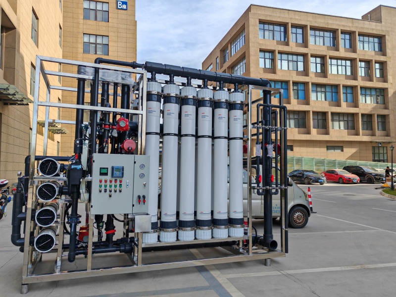 單級(jí)反滲透設(shè)備