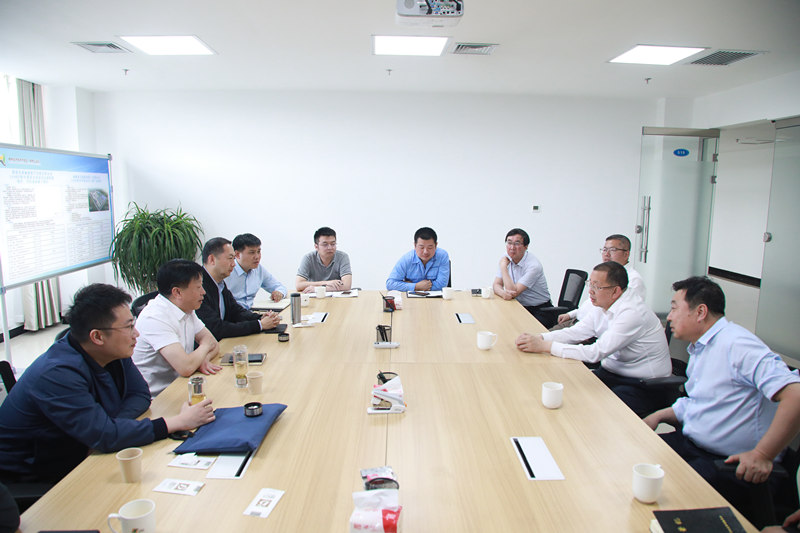 熊良虎拜會(huì)榆林市委副書記張勝利、市人大常委會(huì)副主任孫守洋
